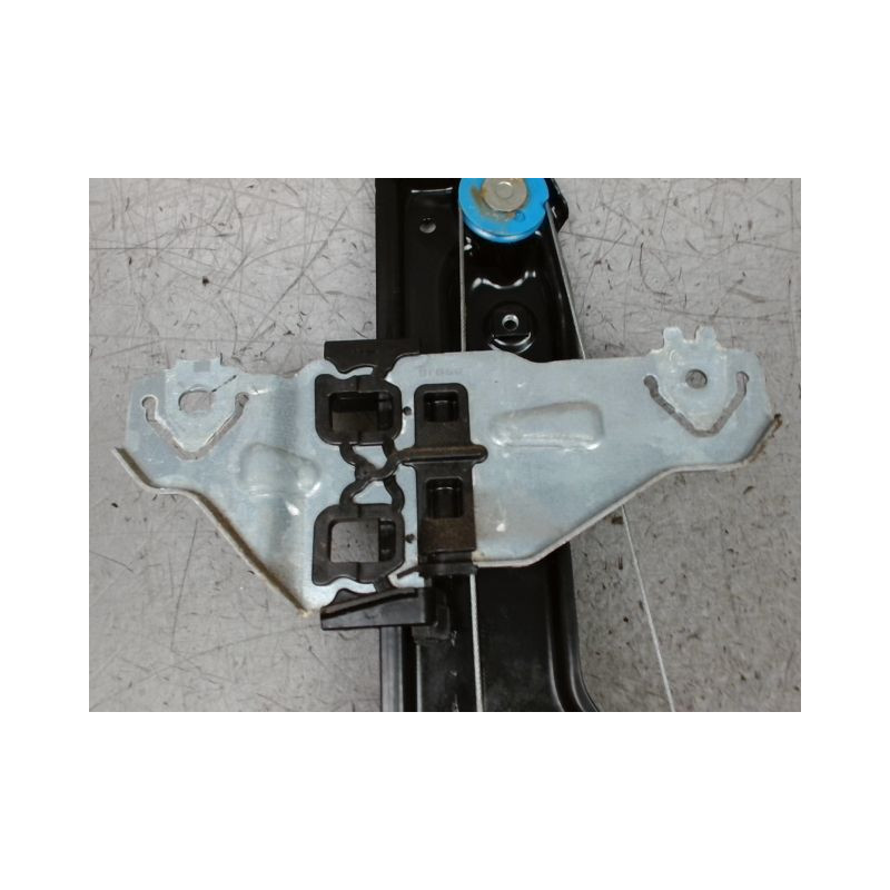MECANISME+MOTEUR LEVE-GLACE AVANT DROIT NISSAN QASHQAI