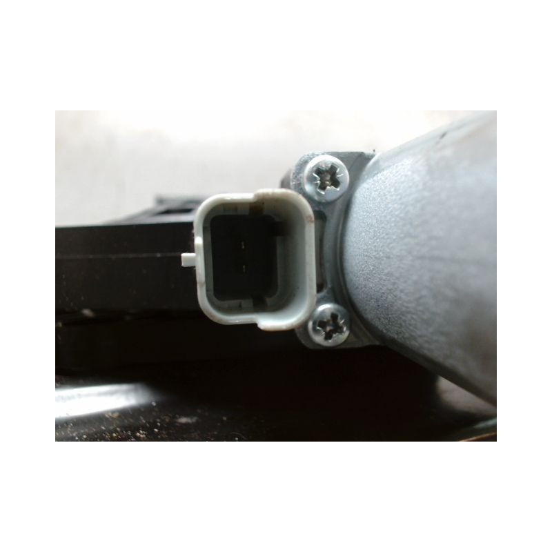 MECANISME+MOTEUR LEVE-GLACE AVANT DROIT NISSAN QASHQAI