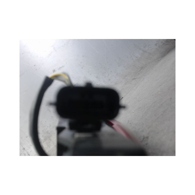 POIGNEE EXTERIEURE PORTE AVANT DROIT NISSAN QASHQAI