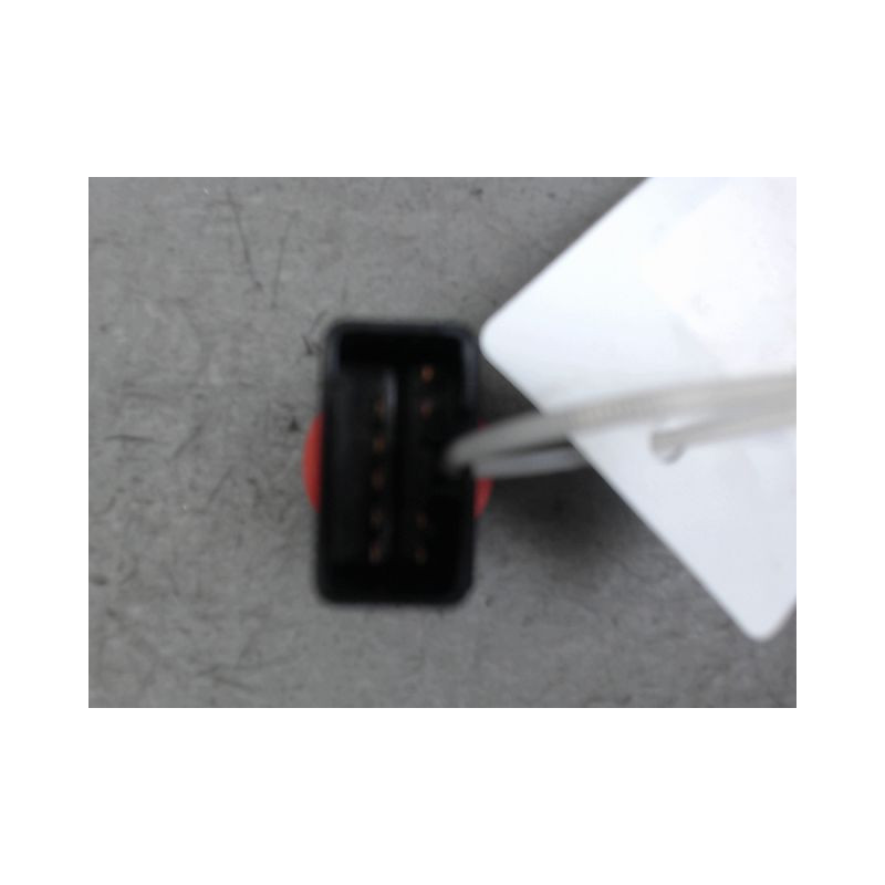 BOUTON DE WARNING HYUNDAI GETZ