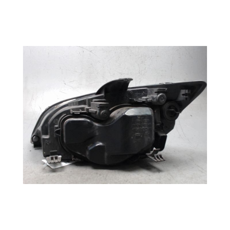 PHARE DROIT FORD FOCUS SW 2005-2007