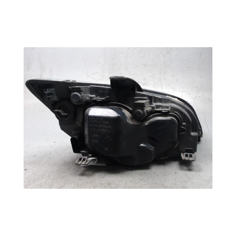 PHARE GAUCHE FORD FOCUS SW 2005-2007