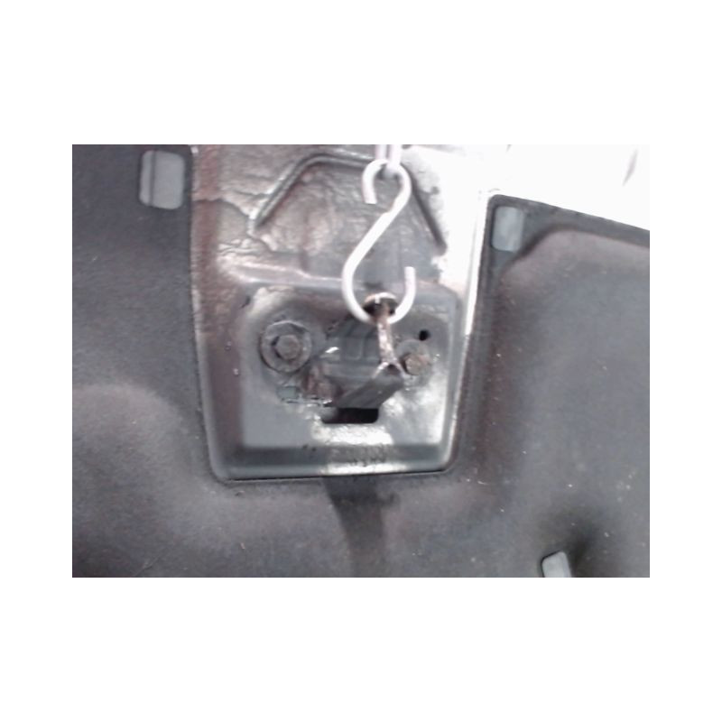 CAPOT FORD FOCUS SW 2005-2007