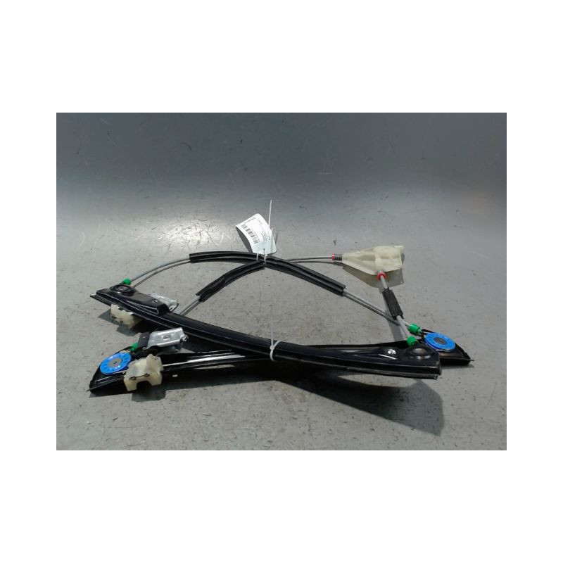 MECANISME LEVE-GLACE AVANT DROIT VOLKSWAGEN POLO 2005-