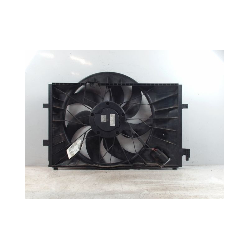 MOTEUR VENTILATEUR RADIATEUR MERCEDES CLASSE C 2000-
