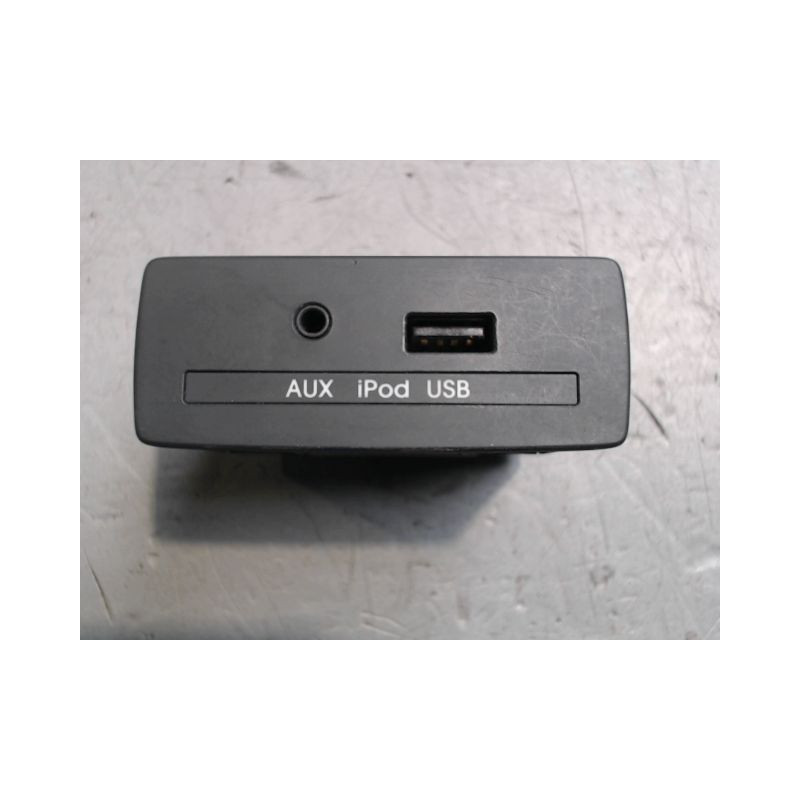 PORT USB/AUX KIA SOUL 08-