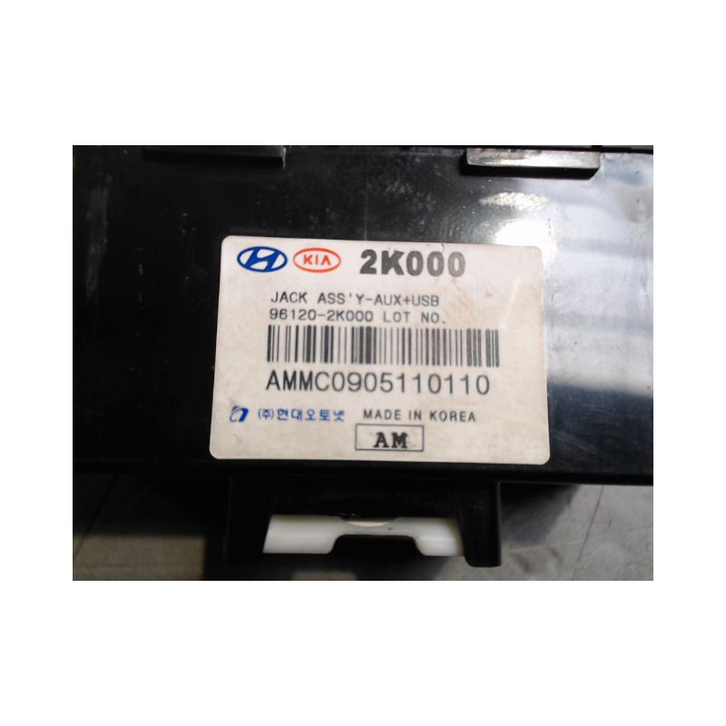 PORT USB/AUX KIA SOUL 08-