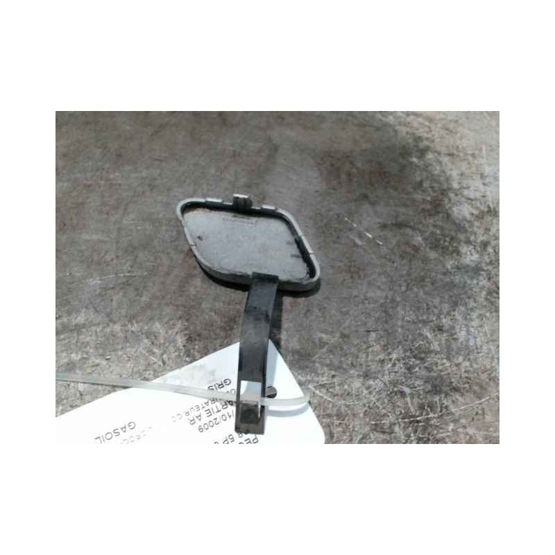 OBTURATEUR COUVRE CROCHET DE BOUCLIER AR PEUGEOT 308 2007-