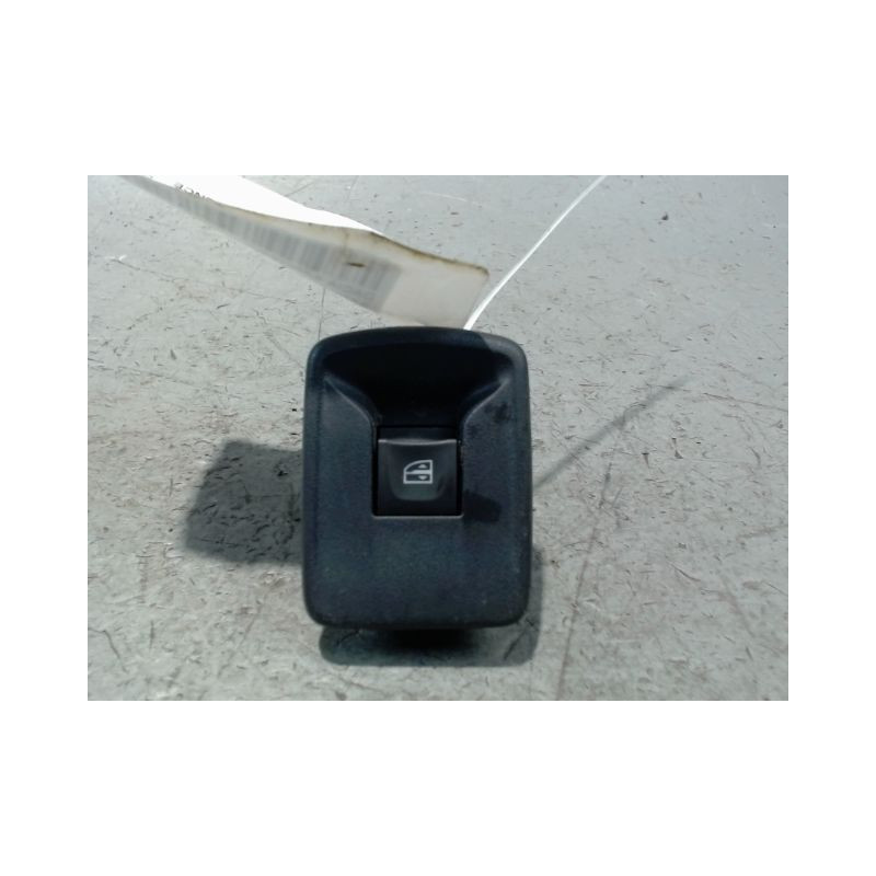COMMANDE LEVE-GLACE PORTE AVD DACIA SANDERO 2008-