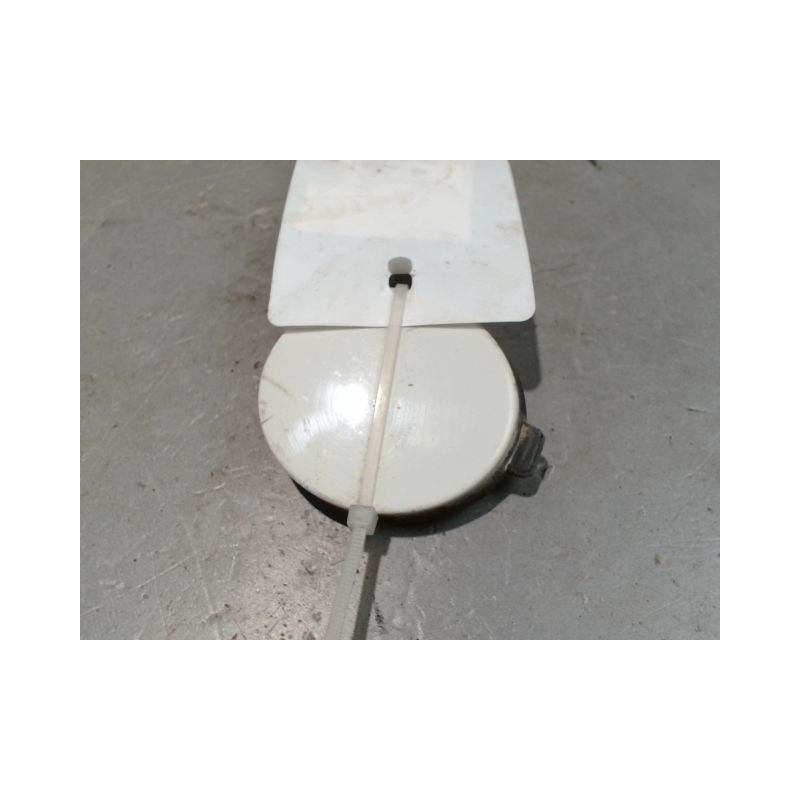OBTURATEUR COUVRE CROCHET DE BOUCLIER AV VOLKSWAGEN POLO 2005-