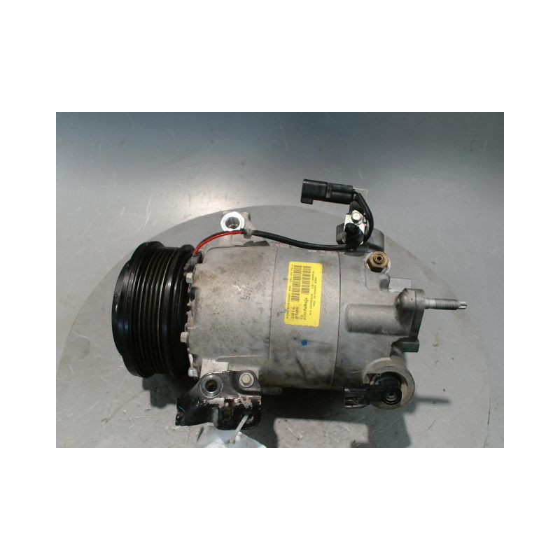 COMPRESSEUR AIR CONDITIONNE FORD FIESTA 2010-