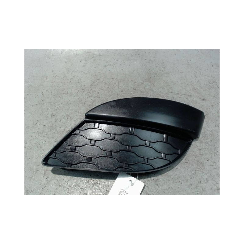 OBTURATEUR PHARE ADDITIONNEL PARE-CHOC AVG RENAULT TWINGO 2 2007-