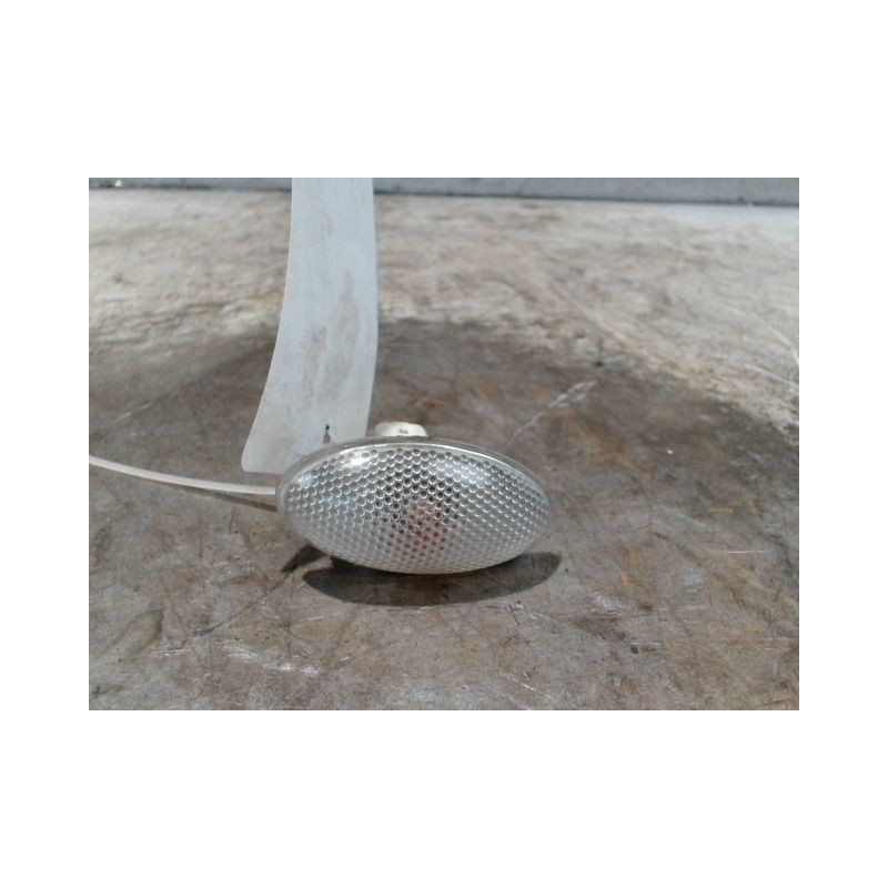 REPETITEUR AILE DROIT CITROEN BERLINGO FGT 2002-