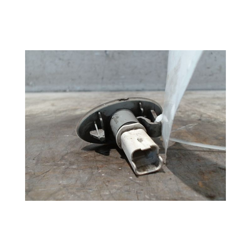 REPETITEUR AILE DROIT CITROEN BERLINGO FGT 2002-