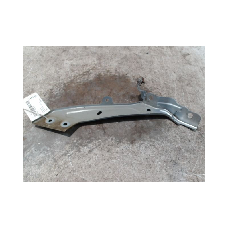 SUPPORT PARE-CHOC AVG RENAULT MEGANE