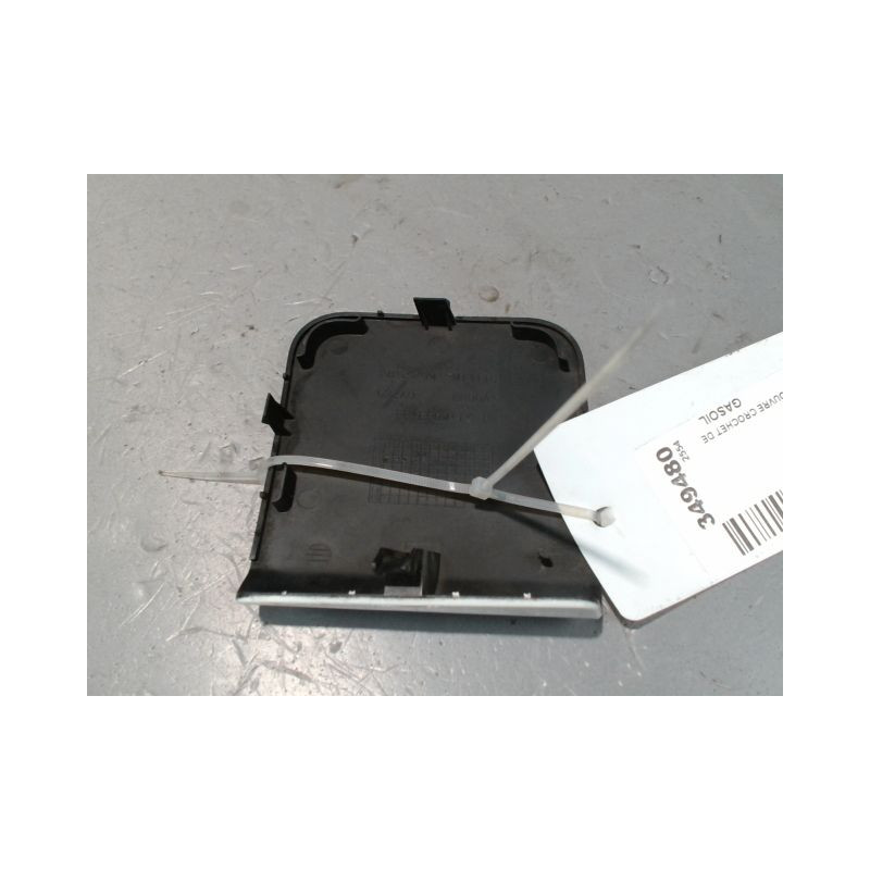 OBTURATEUR COUVRE CROCHET DE BOUCLIER AV NISSAN QHASQAI 2007-
