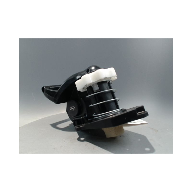 TREUIL DE ROUE DE SECOURS RENAULT CLIO IV