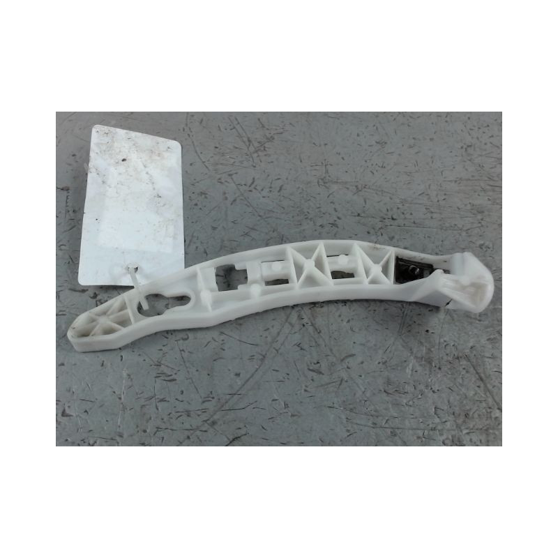 SUPPORT PARE-CHOC ARD PEUGEOT 208