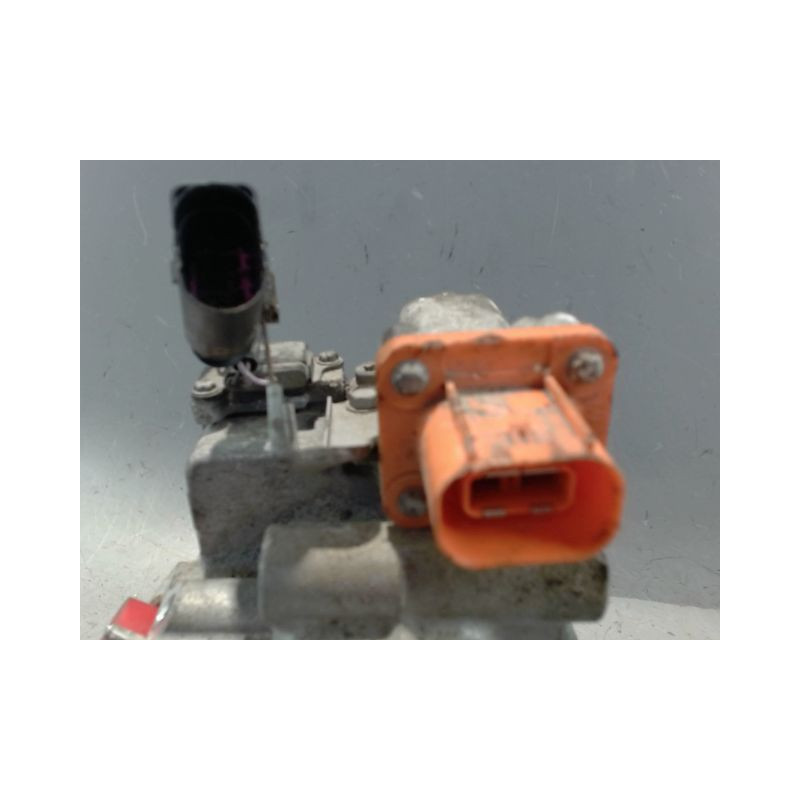 COMPRESSEUR AIR CONDITIONNE VOLKSWAGEN JETTA 2005-