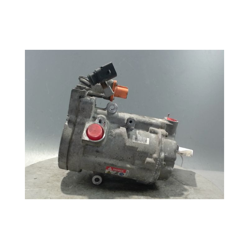 COMPRESSEUR AIR CONDITIONNE VOLKSWAGEN JETTA 2005-