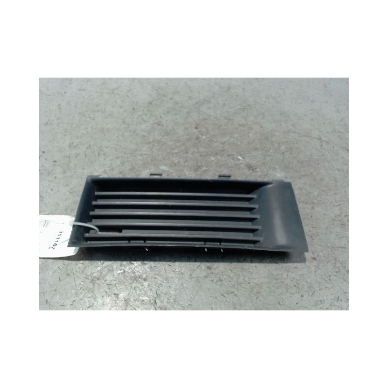 OBTURATEUR PHARE ADDITIONNEL PARE-CHOC AVG SKODA FABIA 2000-2004