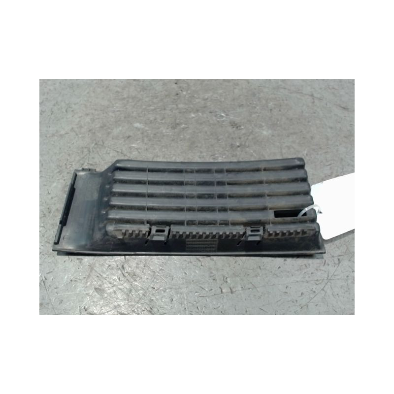 OBTURATEUR PHARE ADDITIONNEL PARE-CHOC AVG SKODA FABIA 2000-2004
