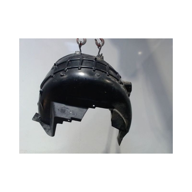 PARE-BOUE ARRIERE GAUCHE CITROEN C5 AIRCR.