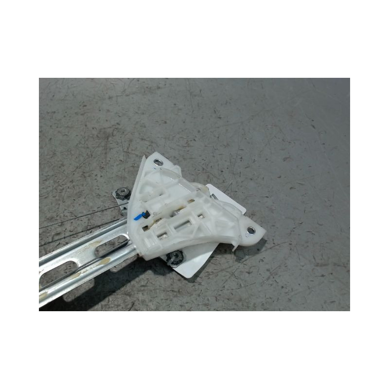 MECANISME+MOTEUR LEVE-GLACE AVANT GAUCHE SUZUKI SX4
