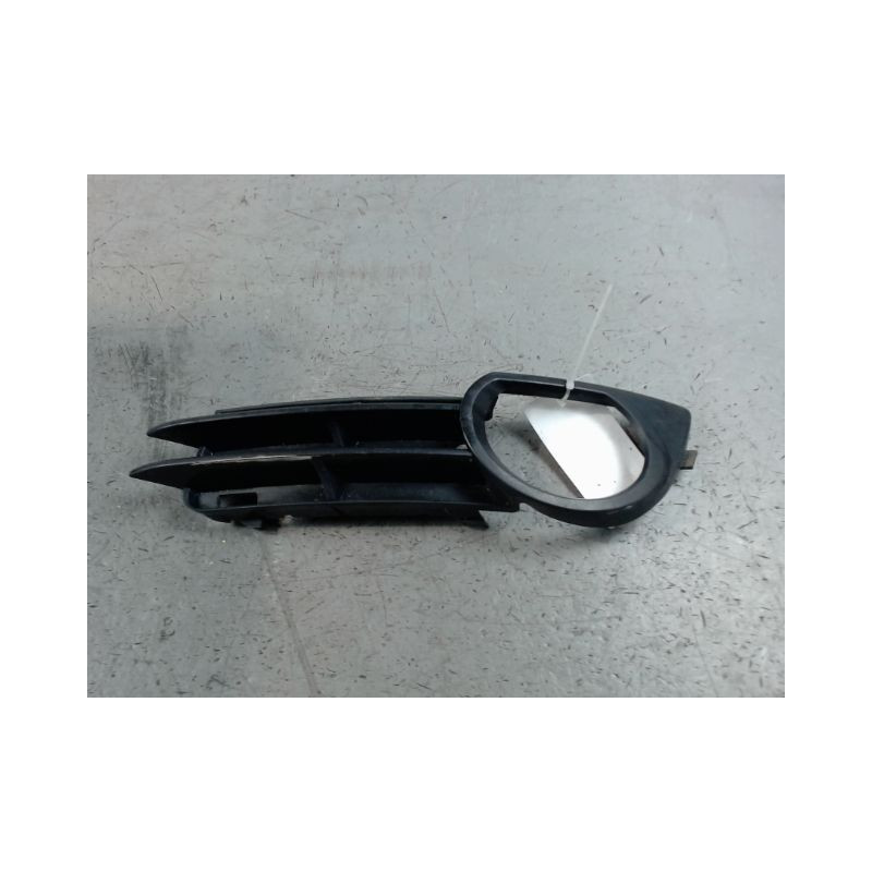 OBTURATEUR PHARE ADDITIONNEL PARE-CHOC AVG AUDI A3 SPORTBACK