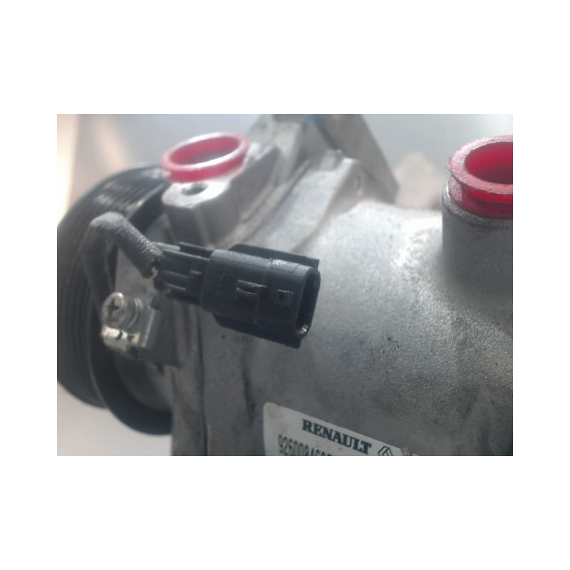 COMPRESSEUR AIR CONDITIONNE DACIA SANDERO