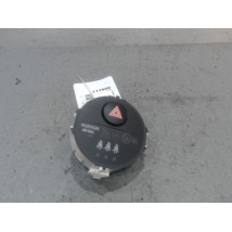 BOUTON DE WARNING TOYOTA YARIS