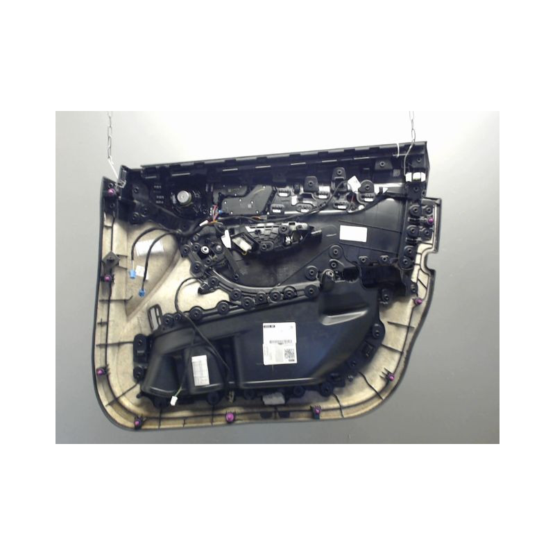 GARNITURE PORTE AVANT GAUCHE MERCEDES GLC
