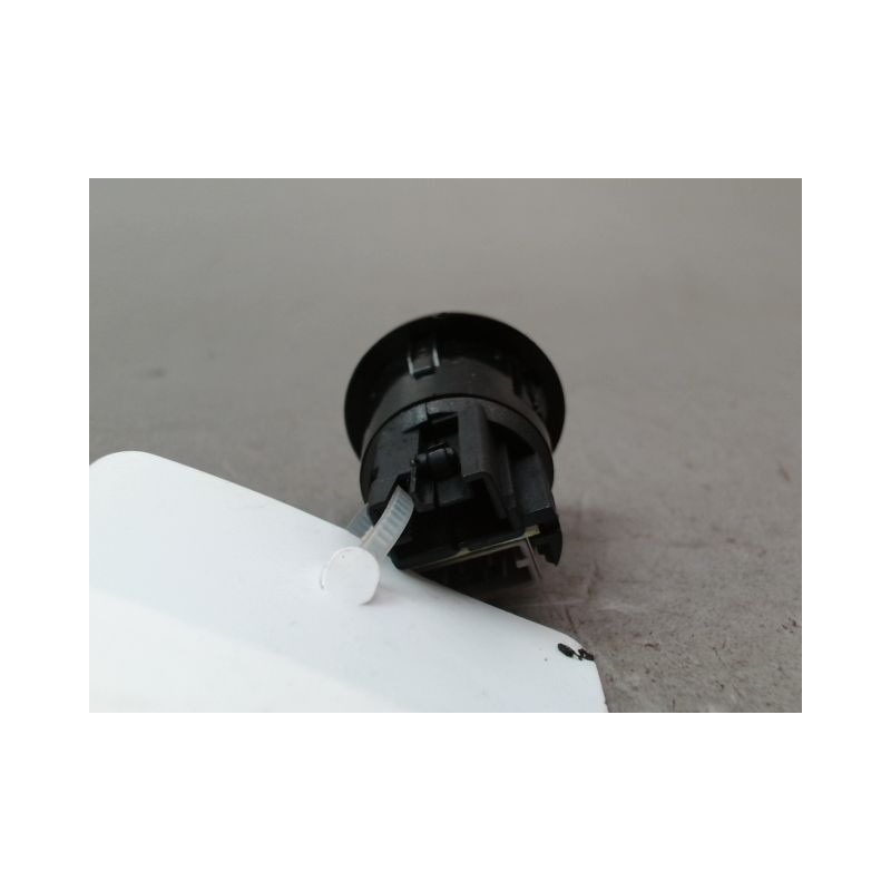 PORT USB/AUX PEUGEOT 208 Phase 1 2012-...