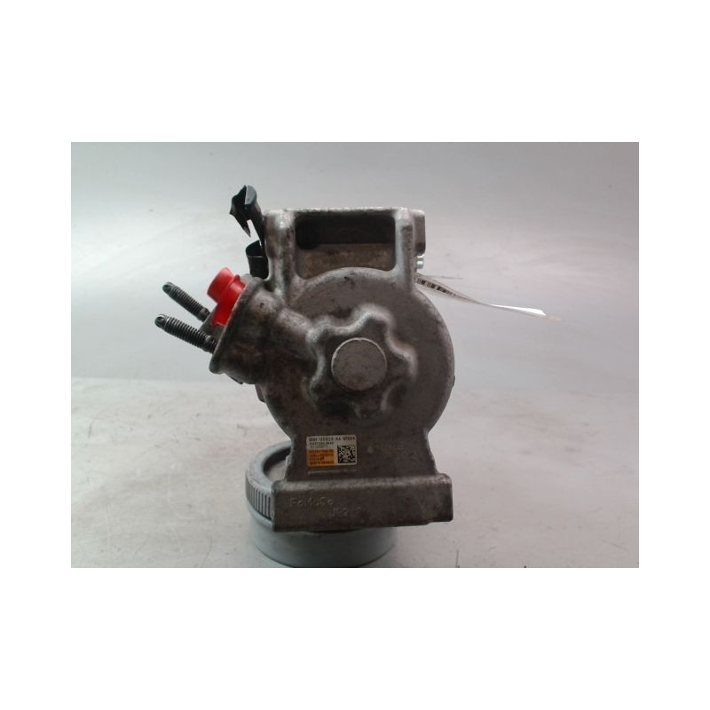 COMPRESSEUR AIR CONDITIONNE FORD KA+