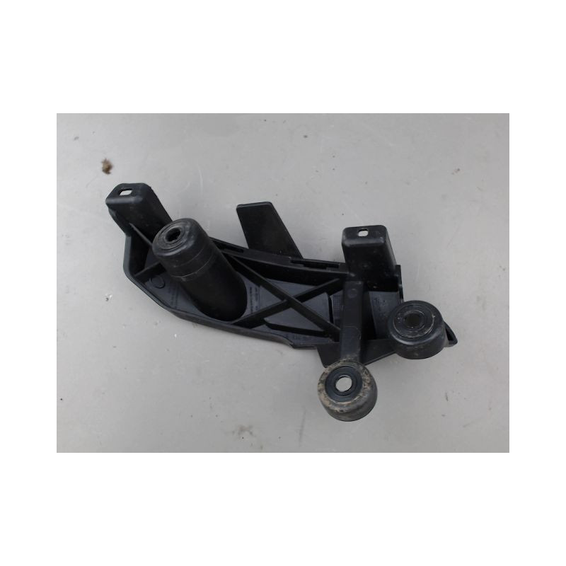 SUPPORT PARE-CHOC ARD CITROEN C3