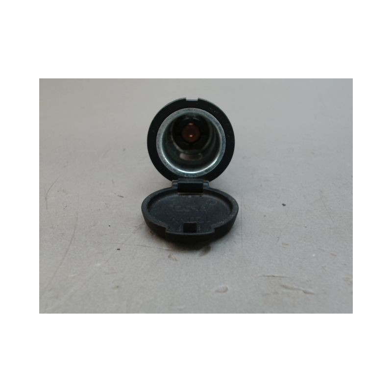 PRISE 12V AV PEUGEOT 3008