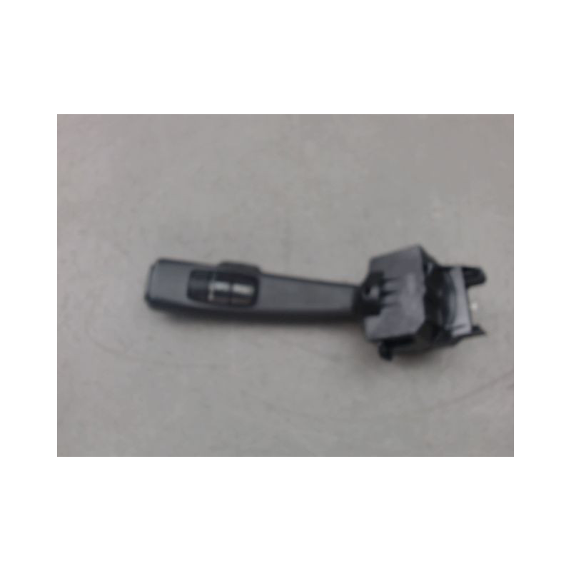 COMMANDE CLIGNOTANT VOLVO V50