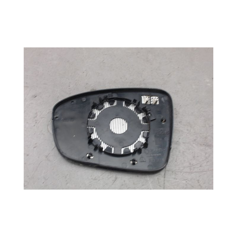 GLACE RETROVISEUR EXT D RENAULT CLIO