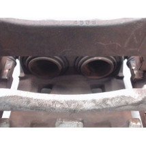 ETRIER DE FREIN AVANT DROIT TOYOTA RAV4
