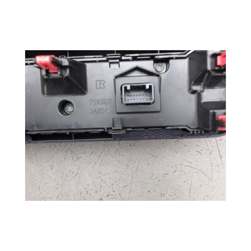COMMANDE DE CHAUFFAGE TOYOTA RAV4