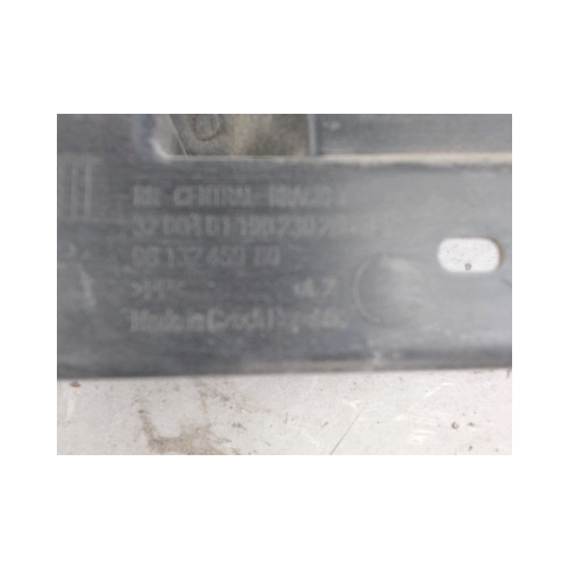 SUPPORT CENTRAL PARE-CHOC ARRIERE  CITROEN C3