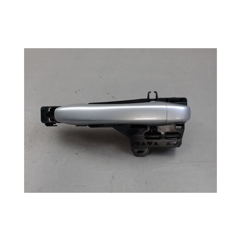 POIGNEE EXTERIEURE PORTE AVANT GAUCHE RENAULT CAPTUR