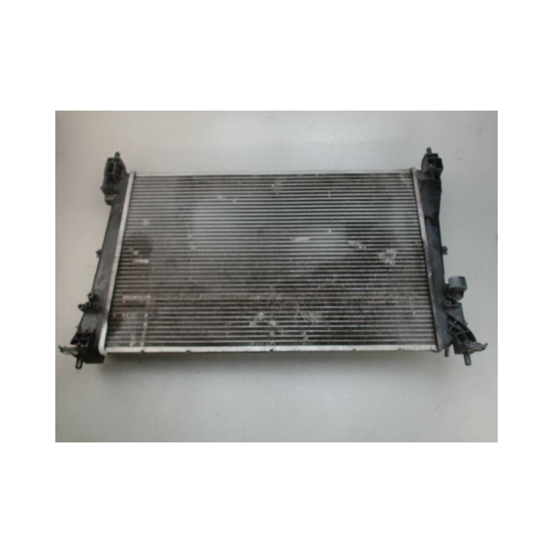 RADIATEUR OPEL CORSA