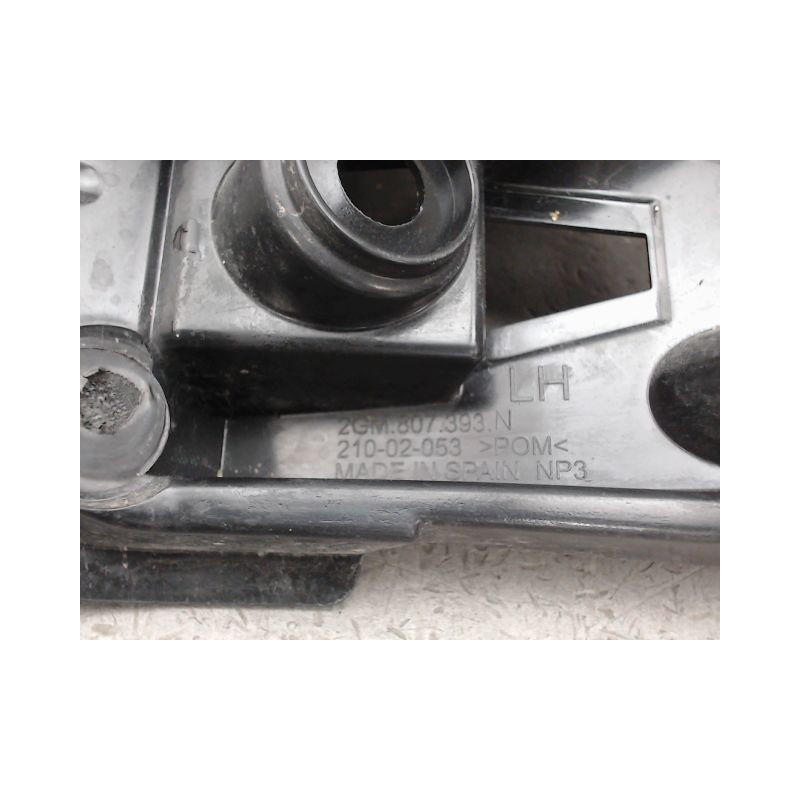 SUPPORT PARE-CHOC ARG VOLKSWAGEN T-CROSS