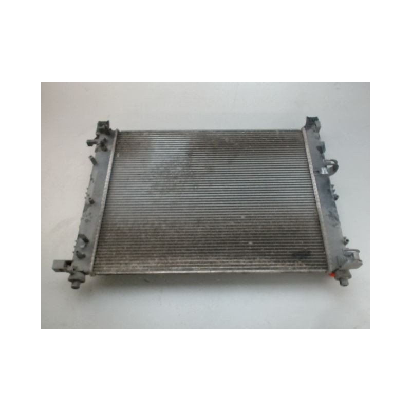 RADIATEUR DACIA SANDERO