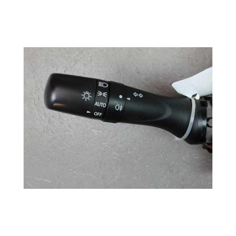 COMMANDE ECLAIRAGE SUZUKI SWIFT