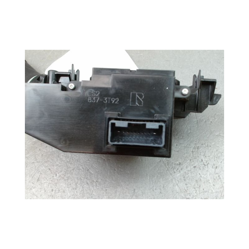 COMMANDE ECLAIRAGE SUZUKI SWIFT