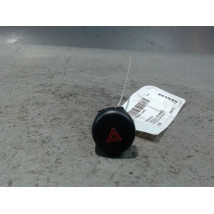 BOUTON DE WARNING NISSAN JUKE