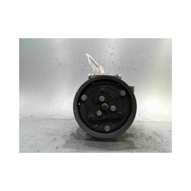 COMPRESSEUR AIR CONDITIONNE RENAULT CLIO