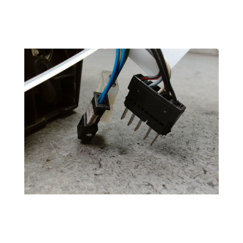 RETROVISEUR EXTERIEUR ELECTRIQUE DROIT MERCEDES CLASSE A 2001 -